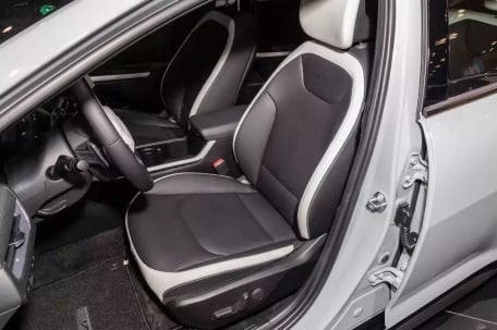 Kia K4 2025 chính thức trình làng: Lột xác toàn diện, phả hơi nóng lên  Mazda3, Civic